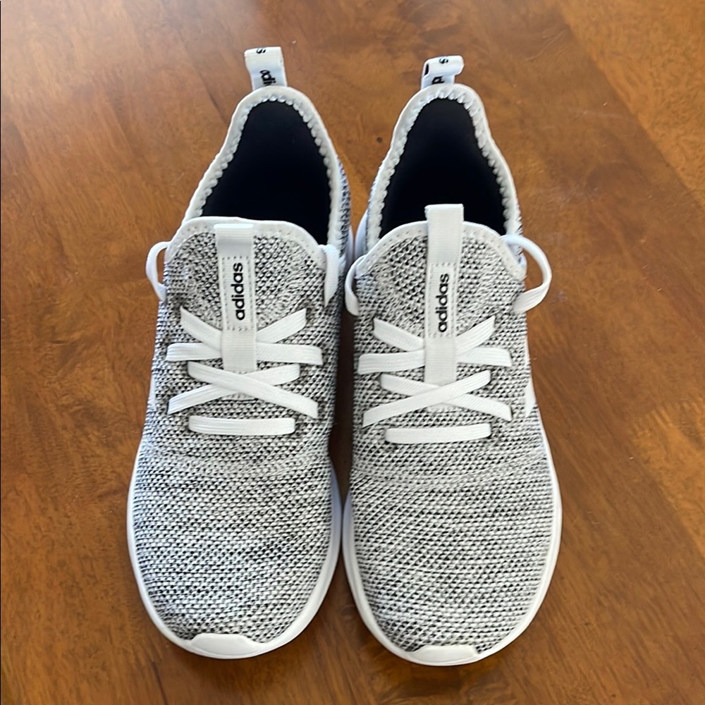 Adidas cloudfoam Comfort Black White Sneakers New without Box or Tags Ne…